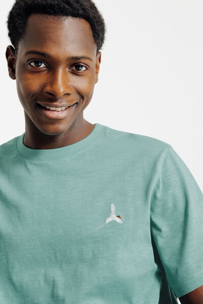 Tee shirt mati&egrave;re flamm&eacute;e broderie poitrine