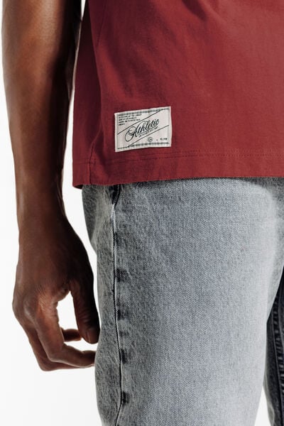 T-shirt in katoen met borduursel op de borst