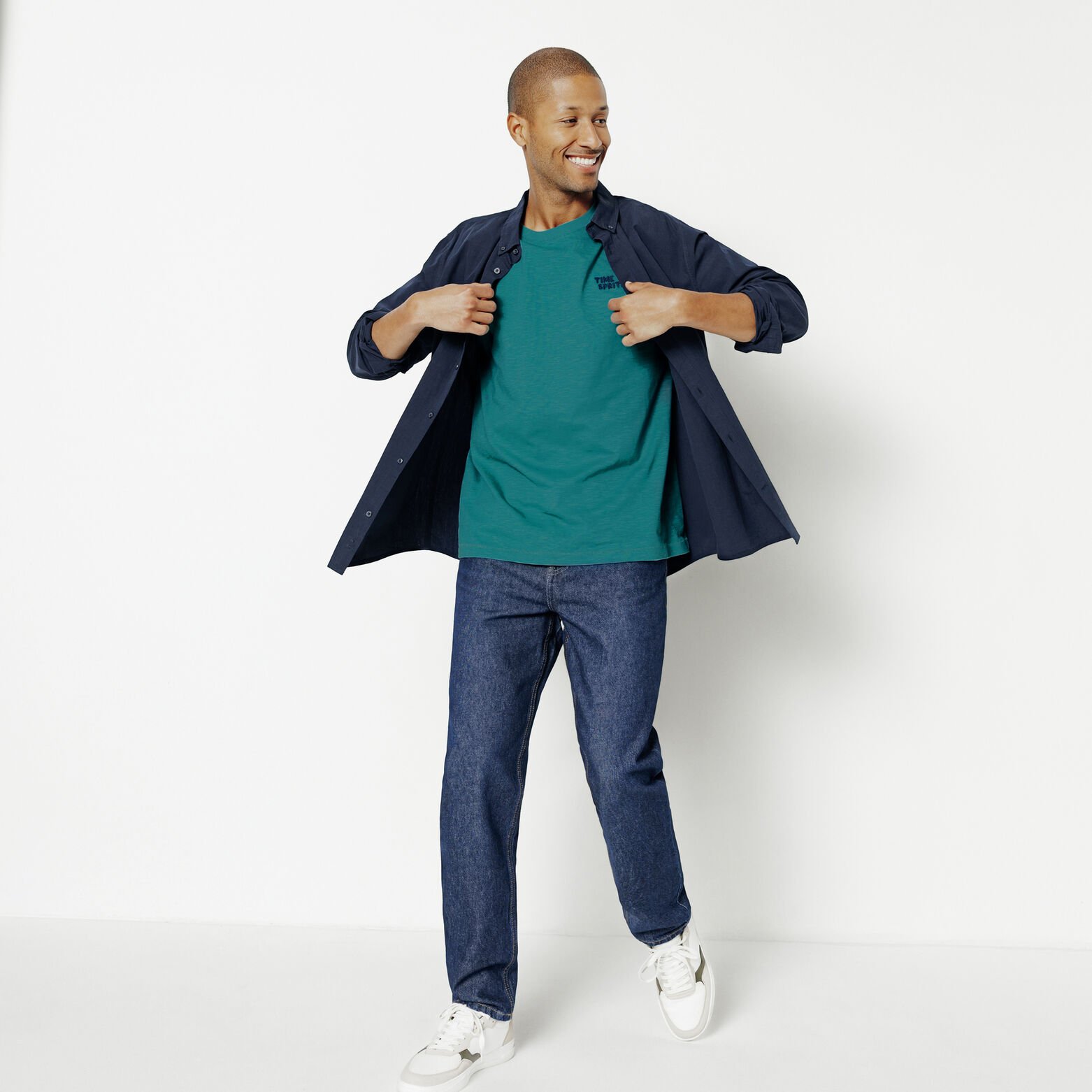 Tee shirt brod&eacute; en coton