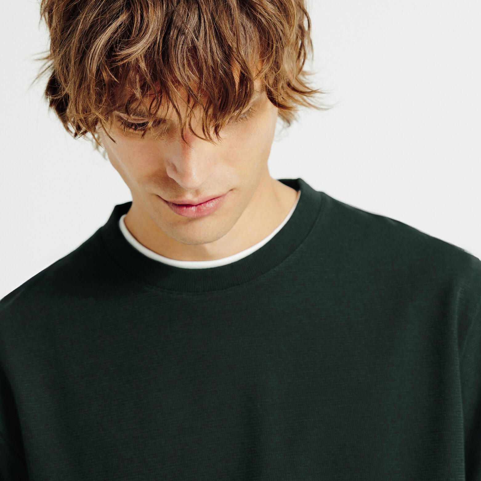 Tee shirt manches longues mati&egrave;re reli&eacute;f&eacute;e