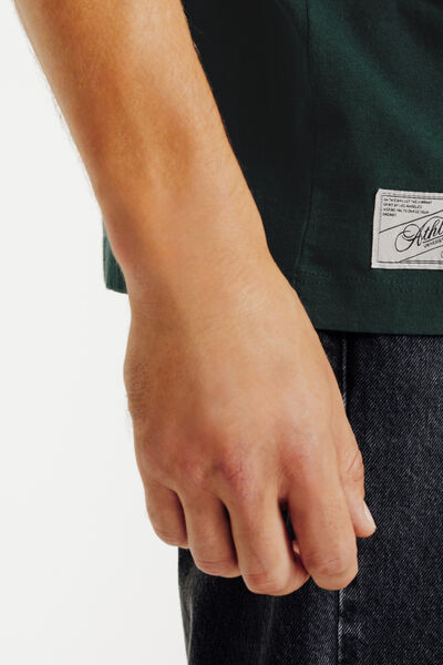 Tee shirt en coton broderie poitrine