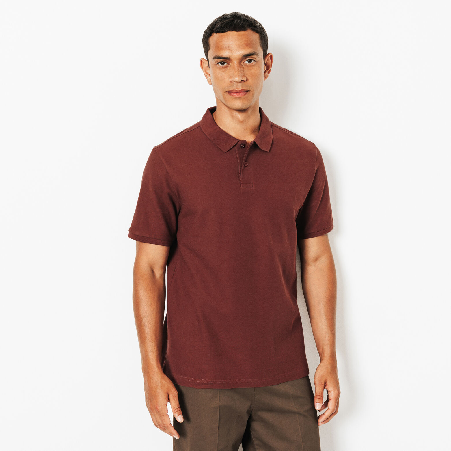 Effen polo in piqu&eacute;katoen met korte mouwen