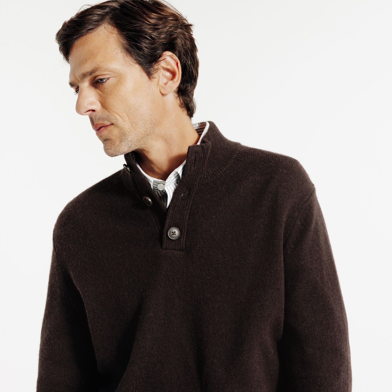 Pull col montant boutonn&eacute; lambswool