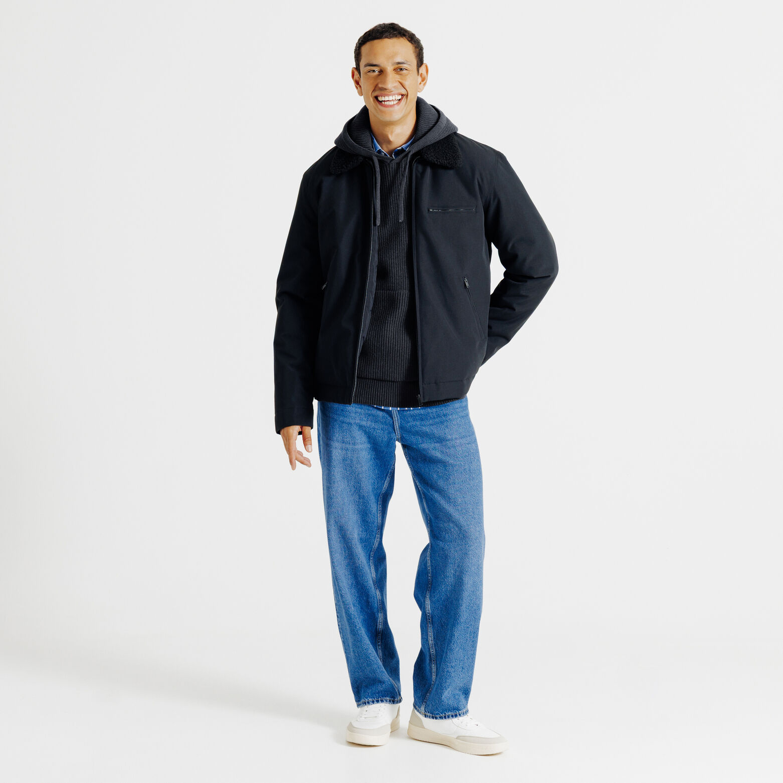 Pull &agrave; capuche chenille