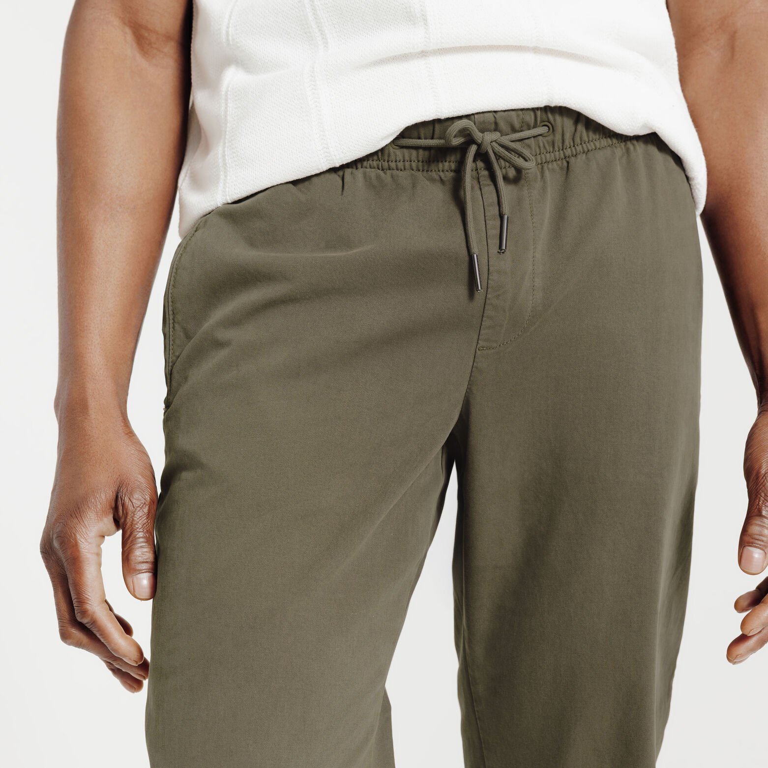 Pantalon straight taille &eacute;lastiqu&eacute;e