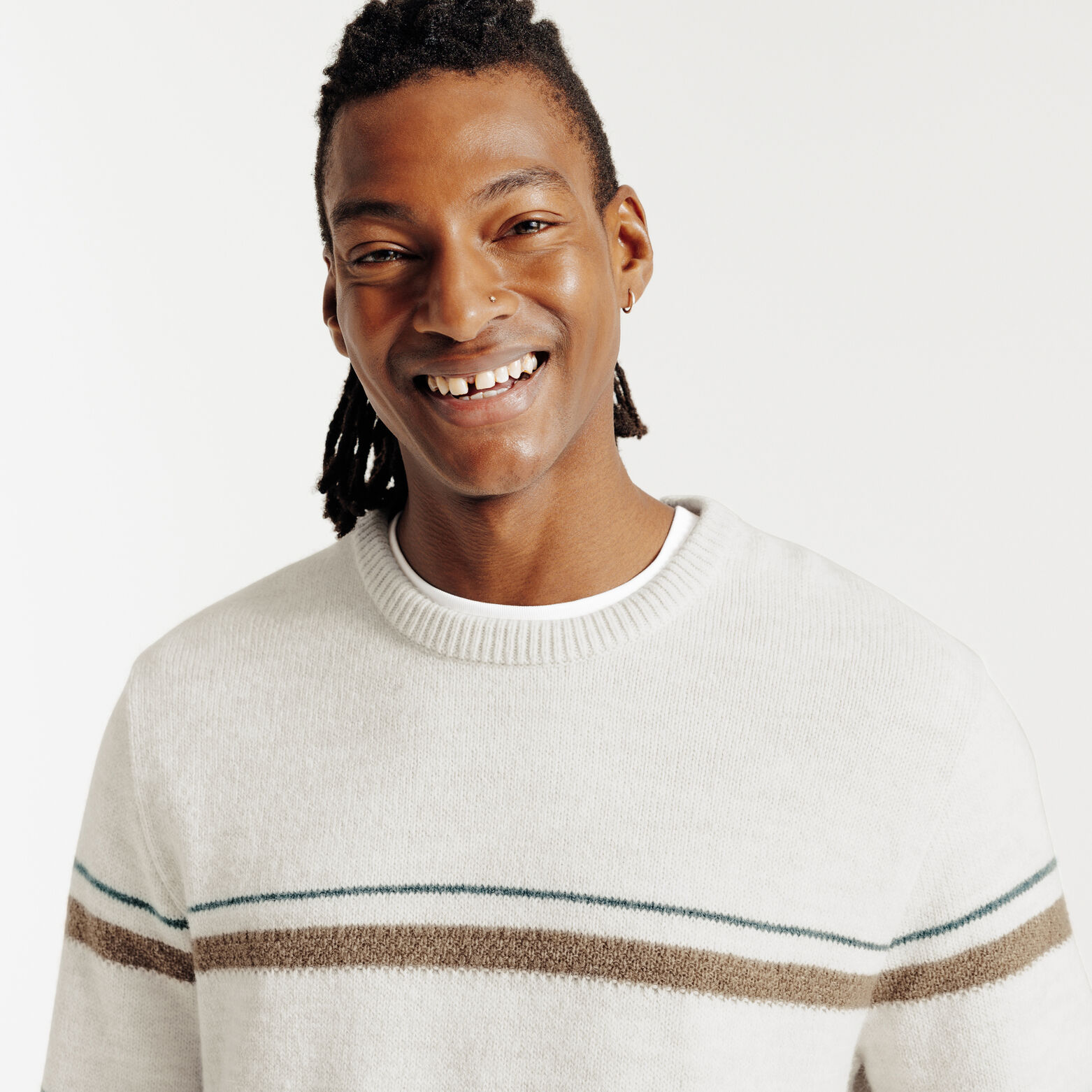 Pull col rond jeux de ray&eacute;