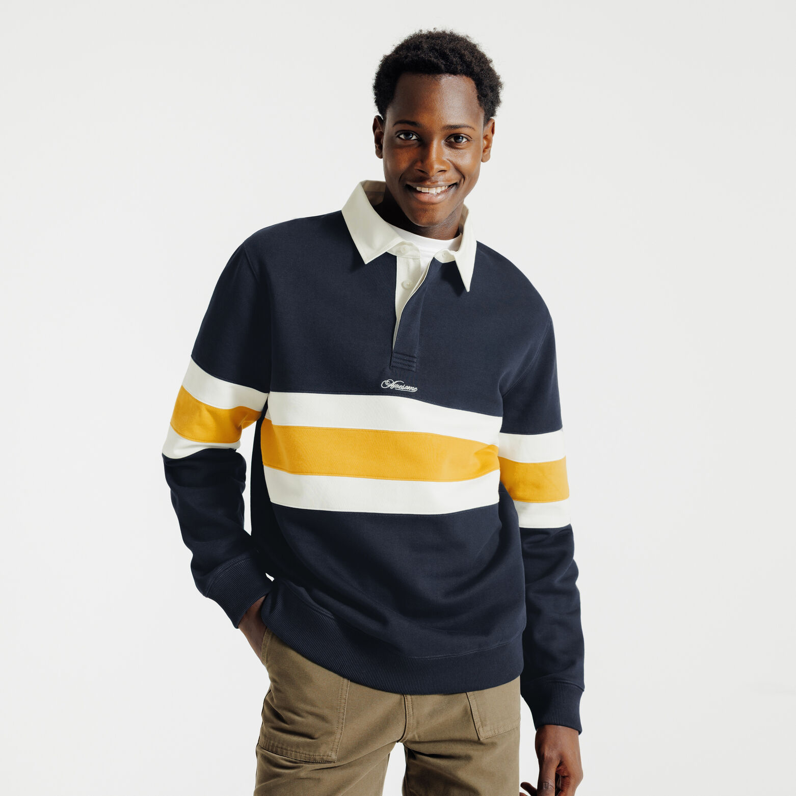 Sweat col polo contrast&eacute; animation