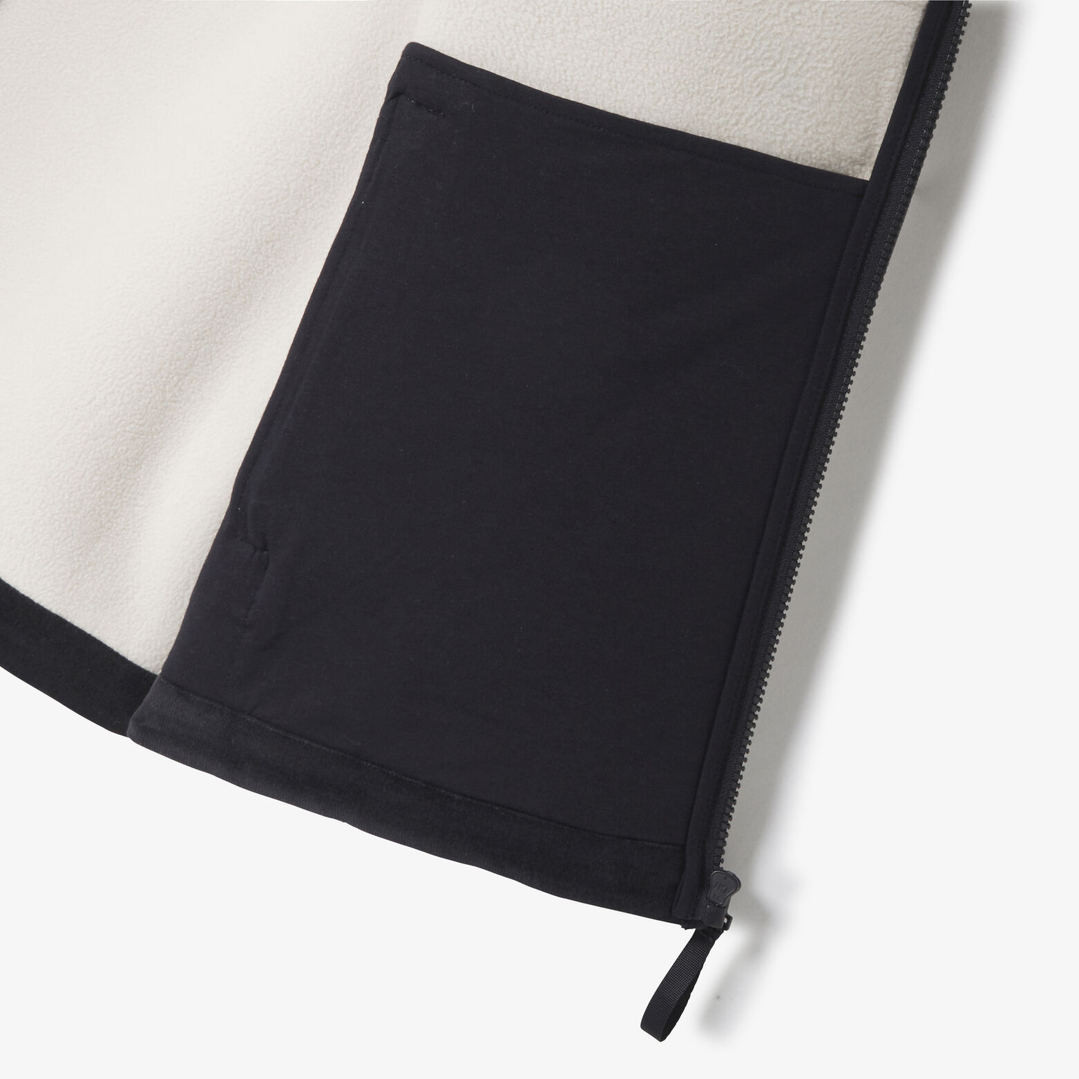 Veste zipp&eacute;e en sherpa contrast&eacute;e