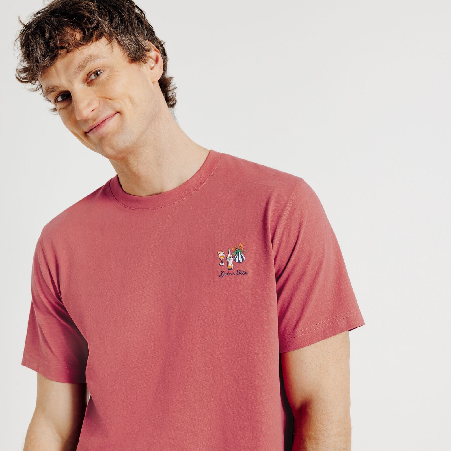 Tee shirt mati&egrave;re flamm&eacute;e broderie poitrine