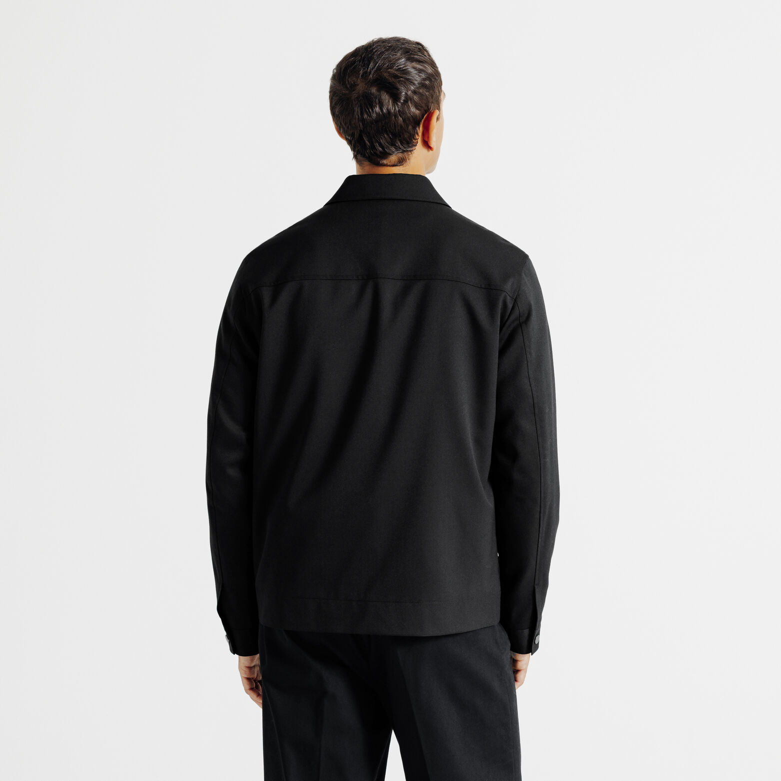 Veste pressionn&eacute;e col chemise