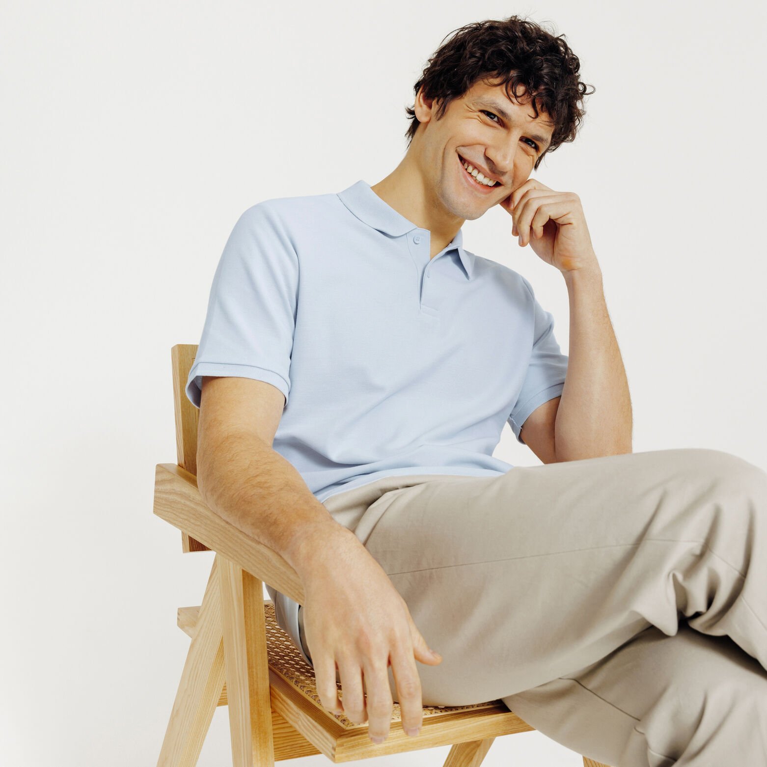 Polo manches courtes piqu&eacute; uni