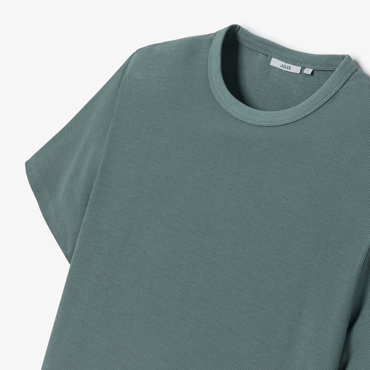 Tee shirt mati&egrave;re gaufr&eacute;e