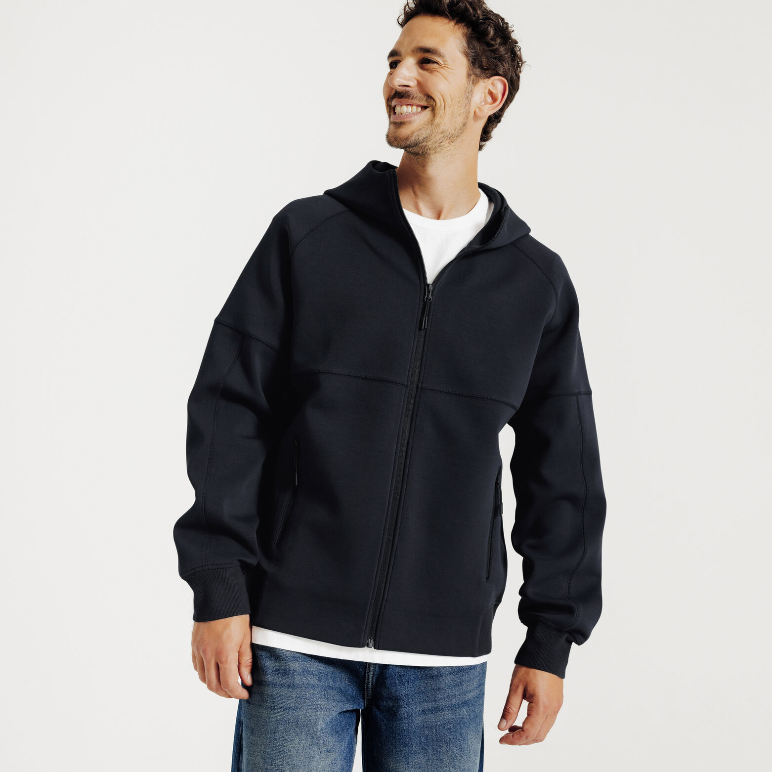 Veste capuche zipp&eacute;e