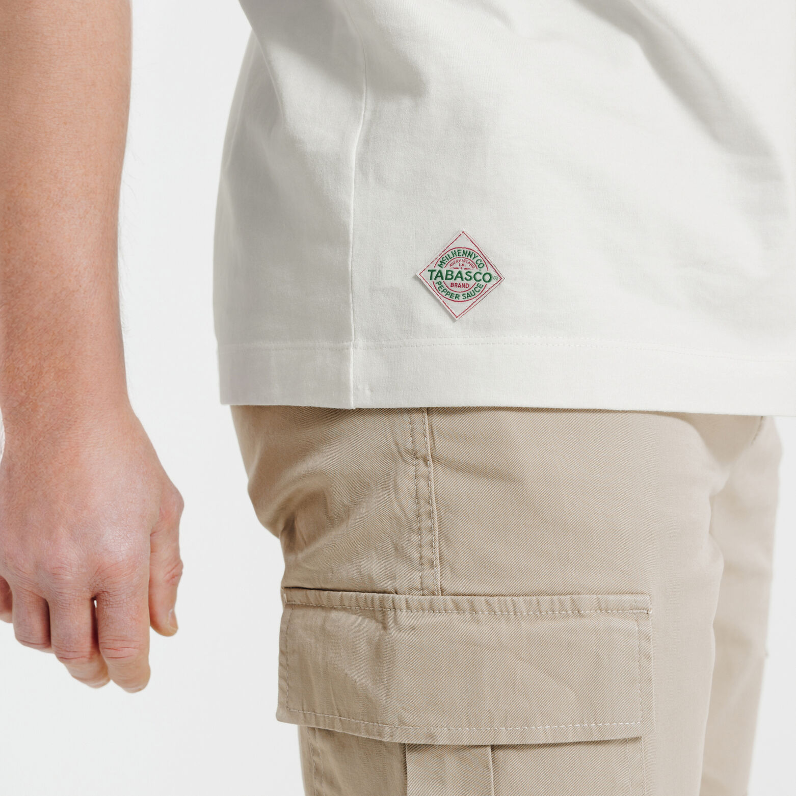 Tee shirt imprim&eacute; poitrine licence Tabasco