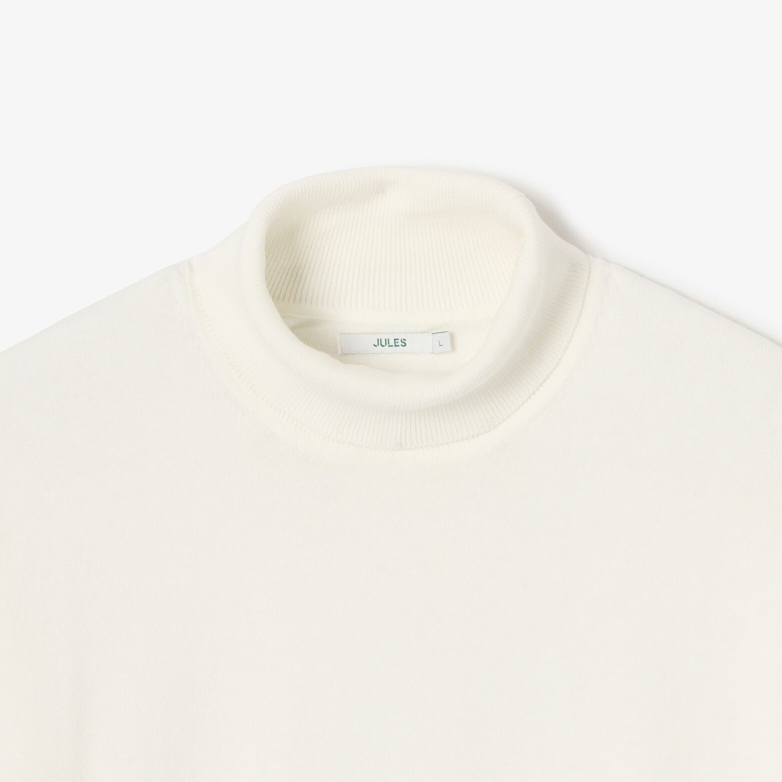 Pull col roul&eacute;