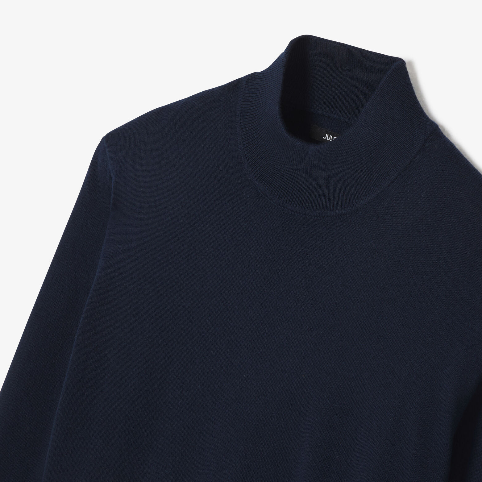 Pull col chemin&eacute;e m&eacute;rinos