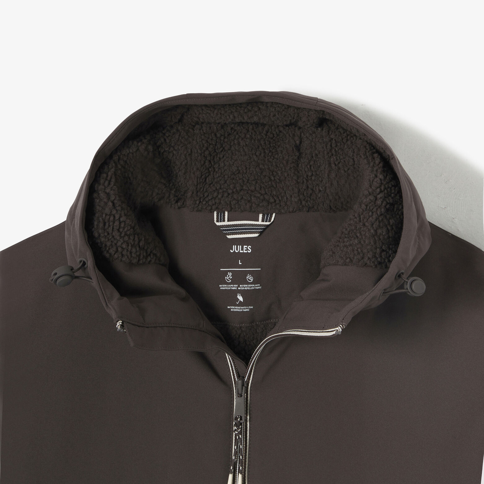 Parka longue &agrave; capuche doubl&eacute;e en sherpa