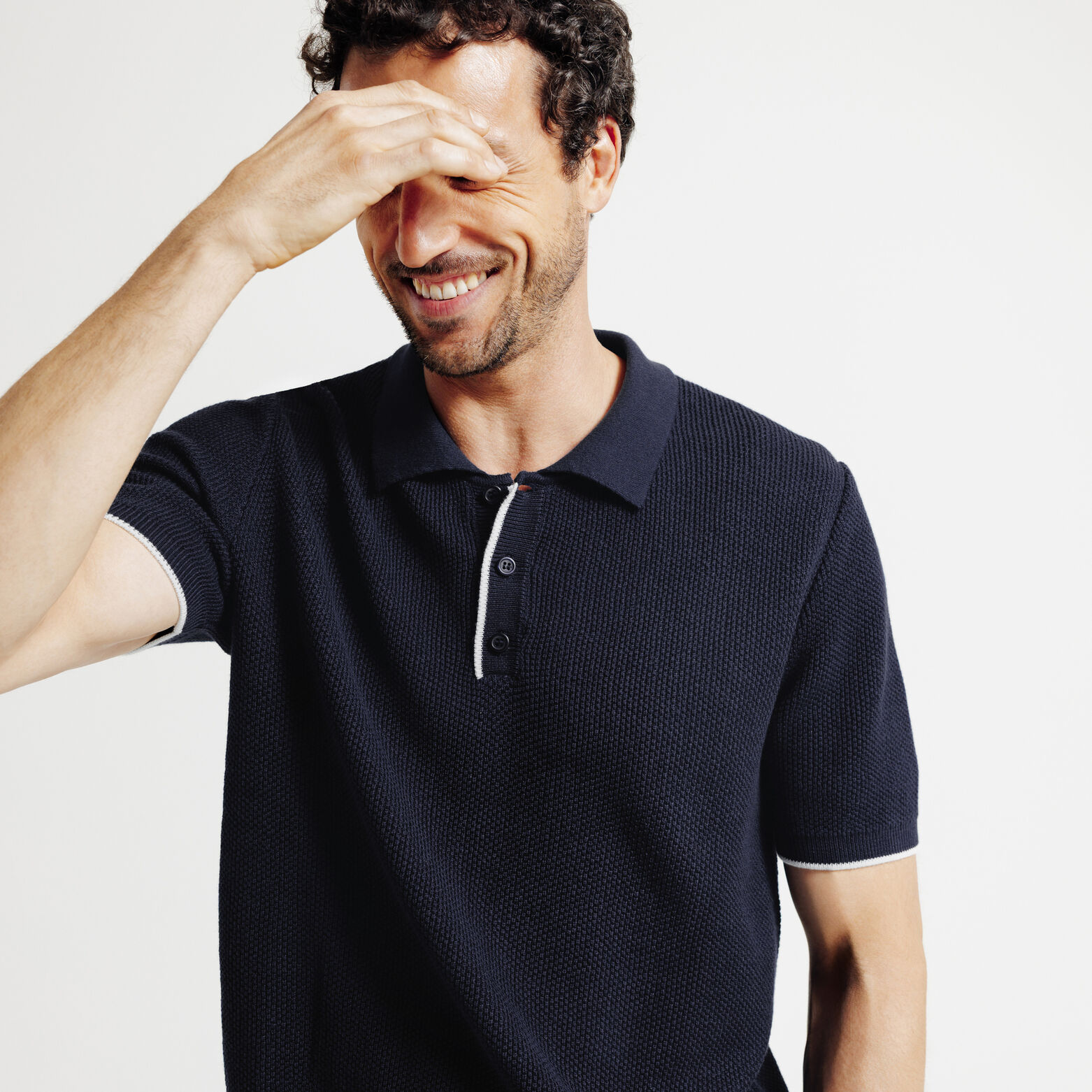 Polo en maille col boutonn&eacute;