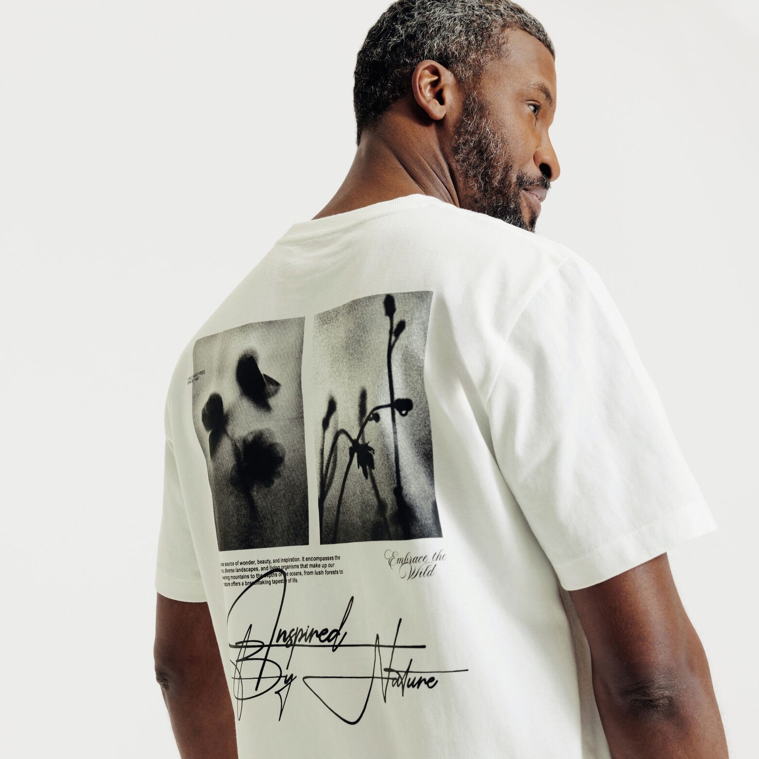 Tee shirt imprim&eacute; devant dos fleuri