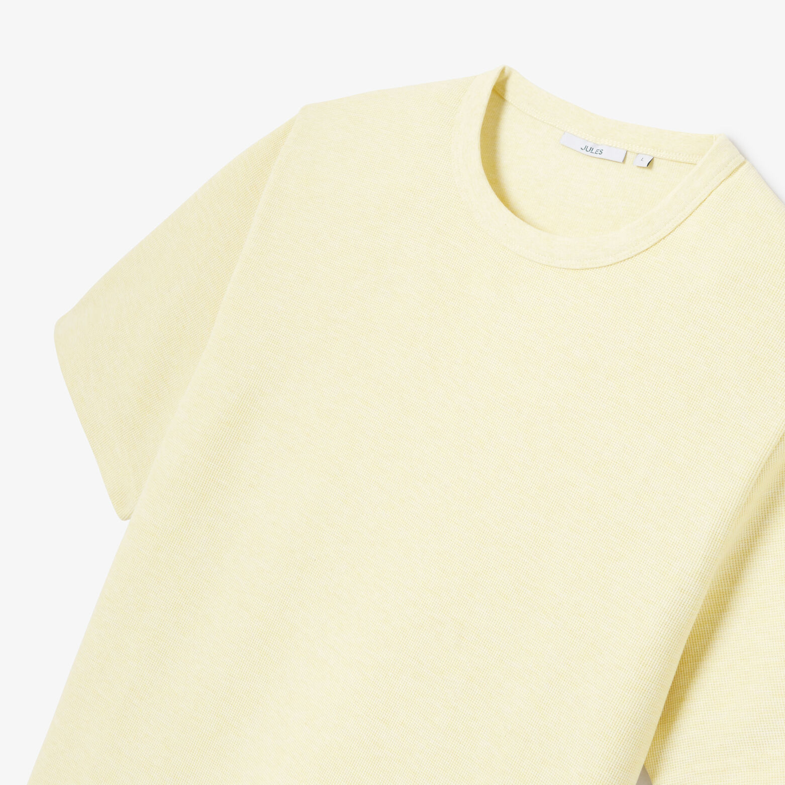 Tee shirt mati&egrave;re gaufr&eacute;e