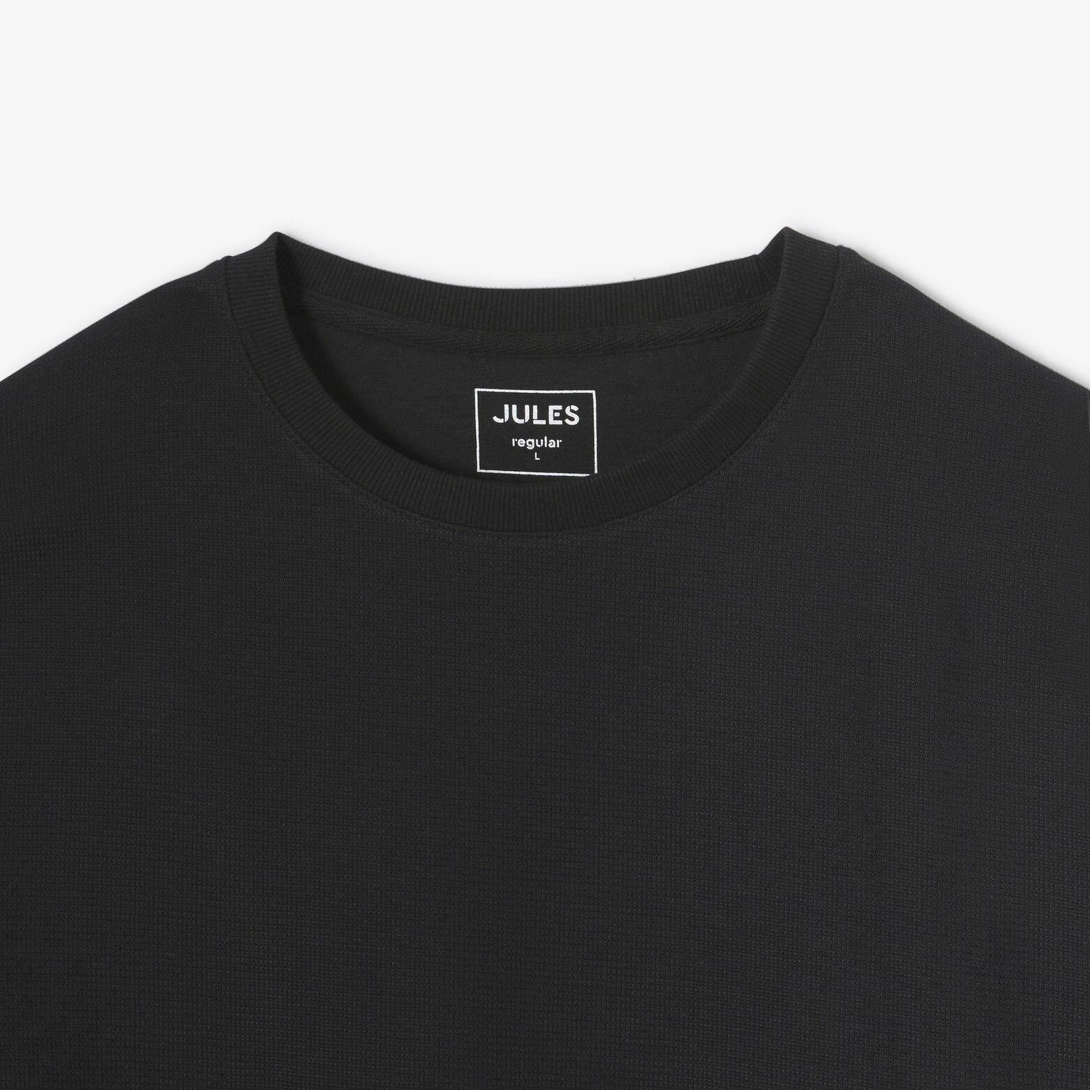 Tee shirt manches longues mati&egrave;re reli&eacute;f&eacute;e