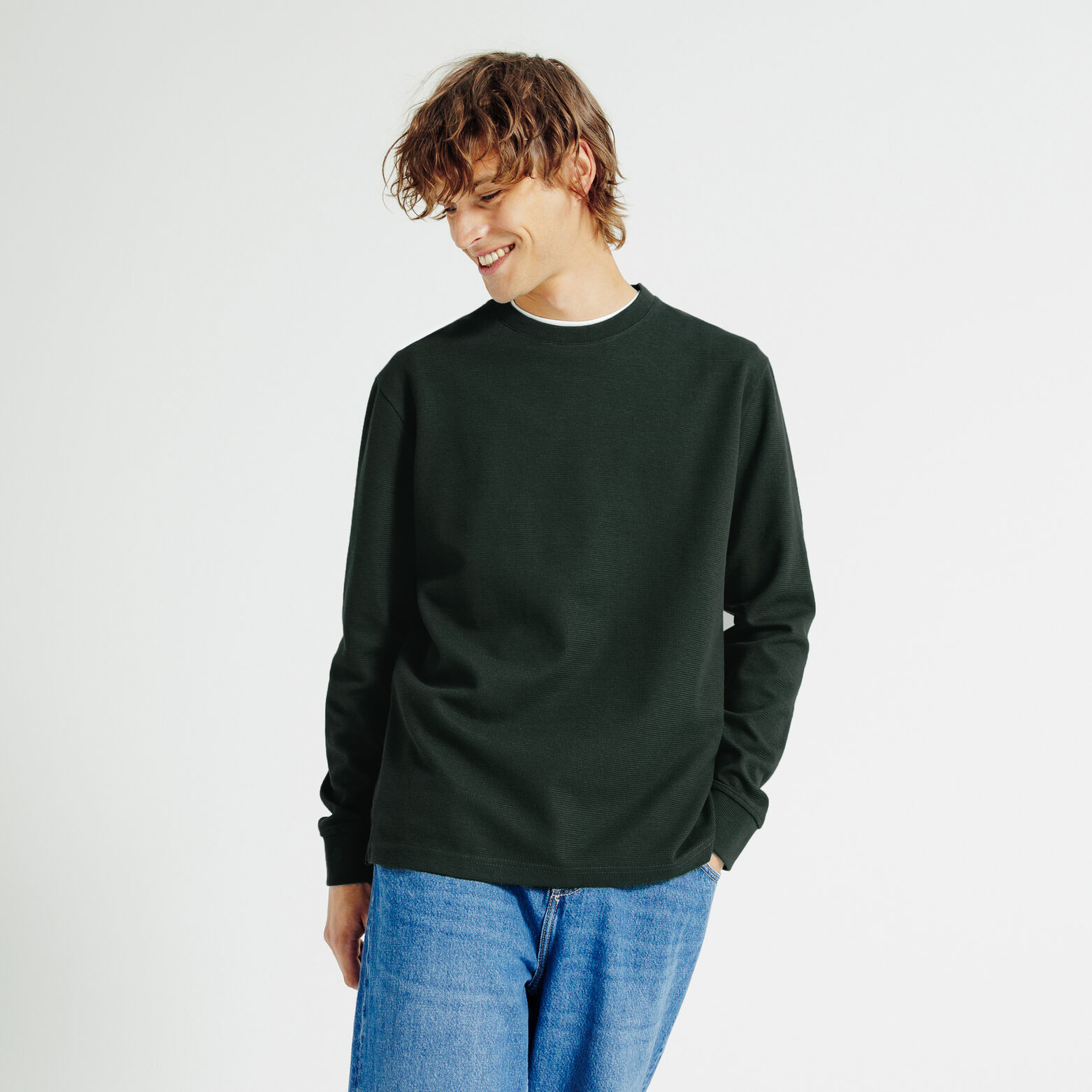 Tee shirt manches longues mati&egrave;re reli&eacute;f&eacute;e