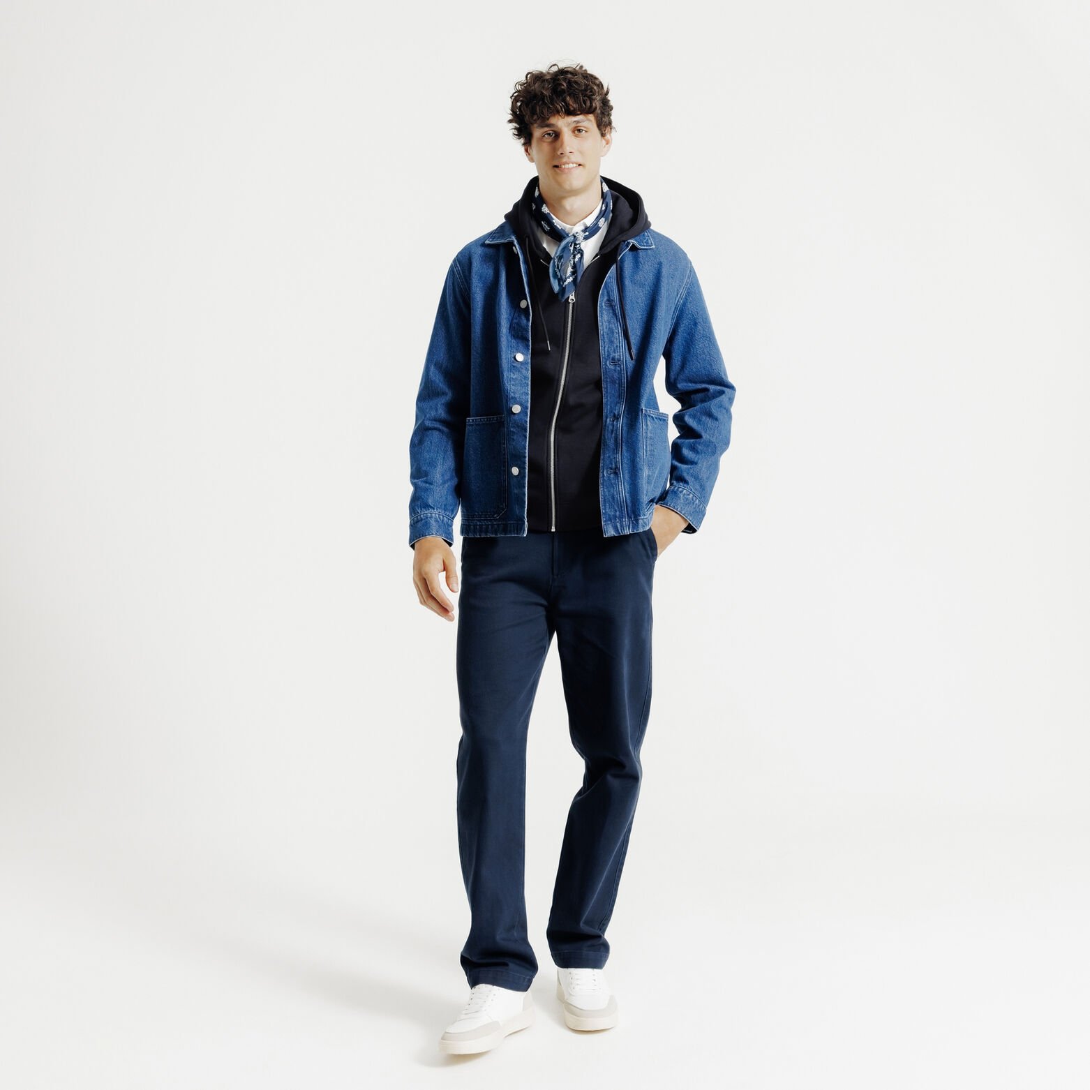 Sweat &agrave; capuche zipp&eacute;