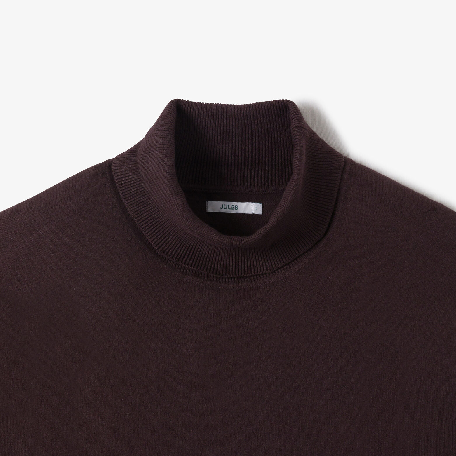 Pull col roul&eacute;