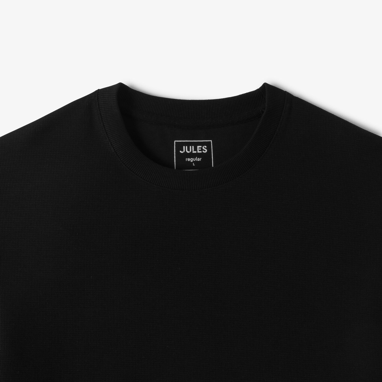 Tee shirt manches longues mati&egrave;re reli&eacute;f&eacute;e