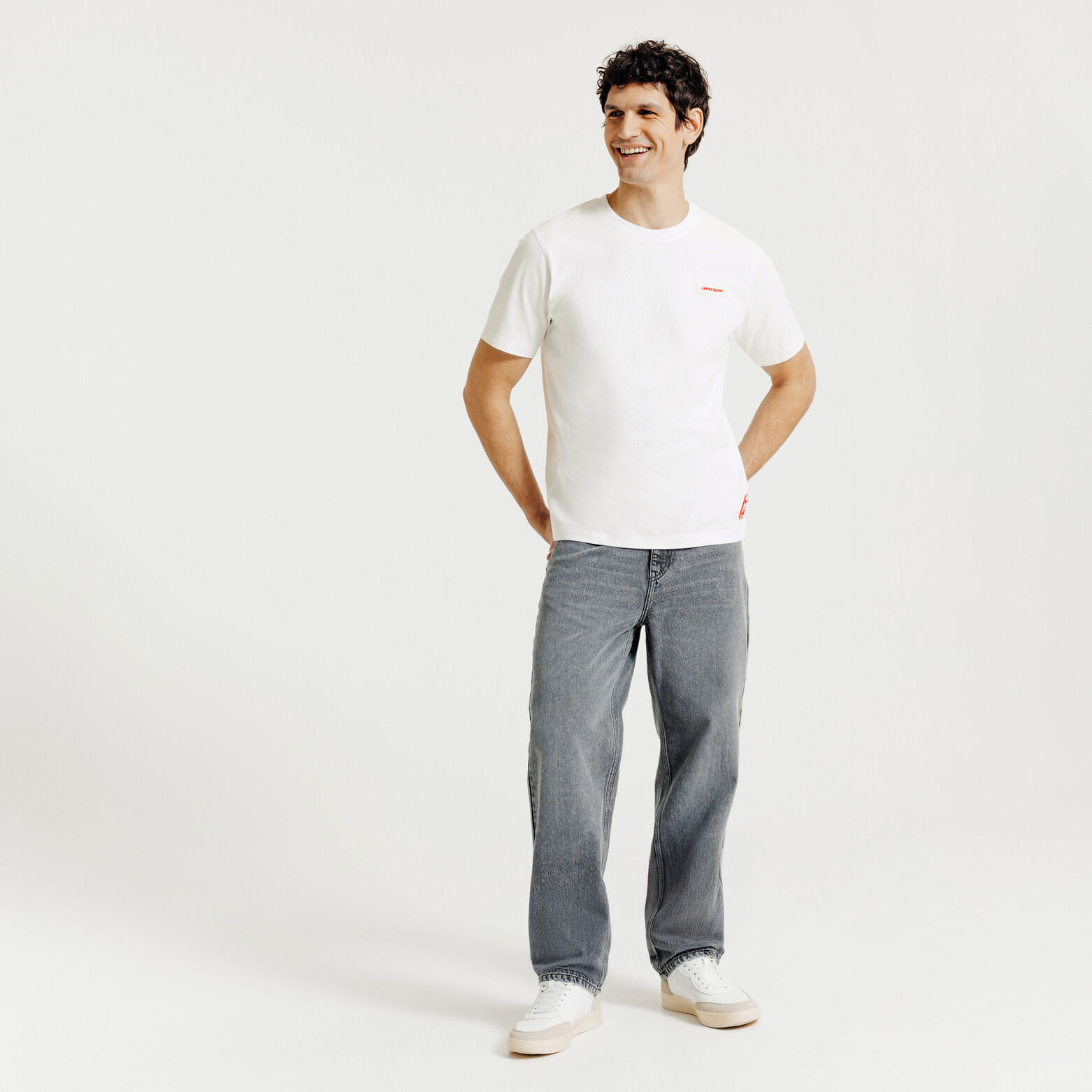 Tee shirt d&eacute;tail poitrine licence L'&Eacute;quipe