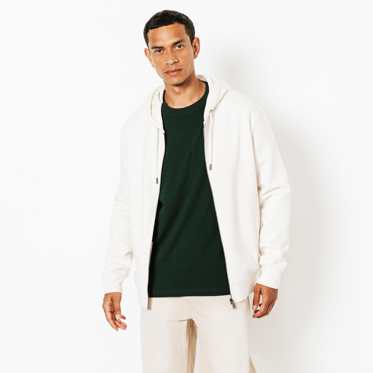 Geborduurd t-shirt ronde hals in gem&ecirc;leerde stof