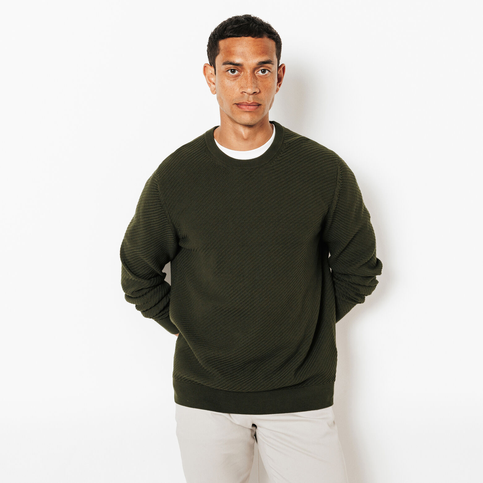 Pull col rond jeux de points fantaisie