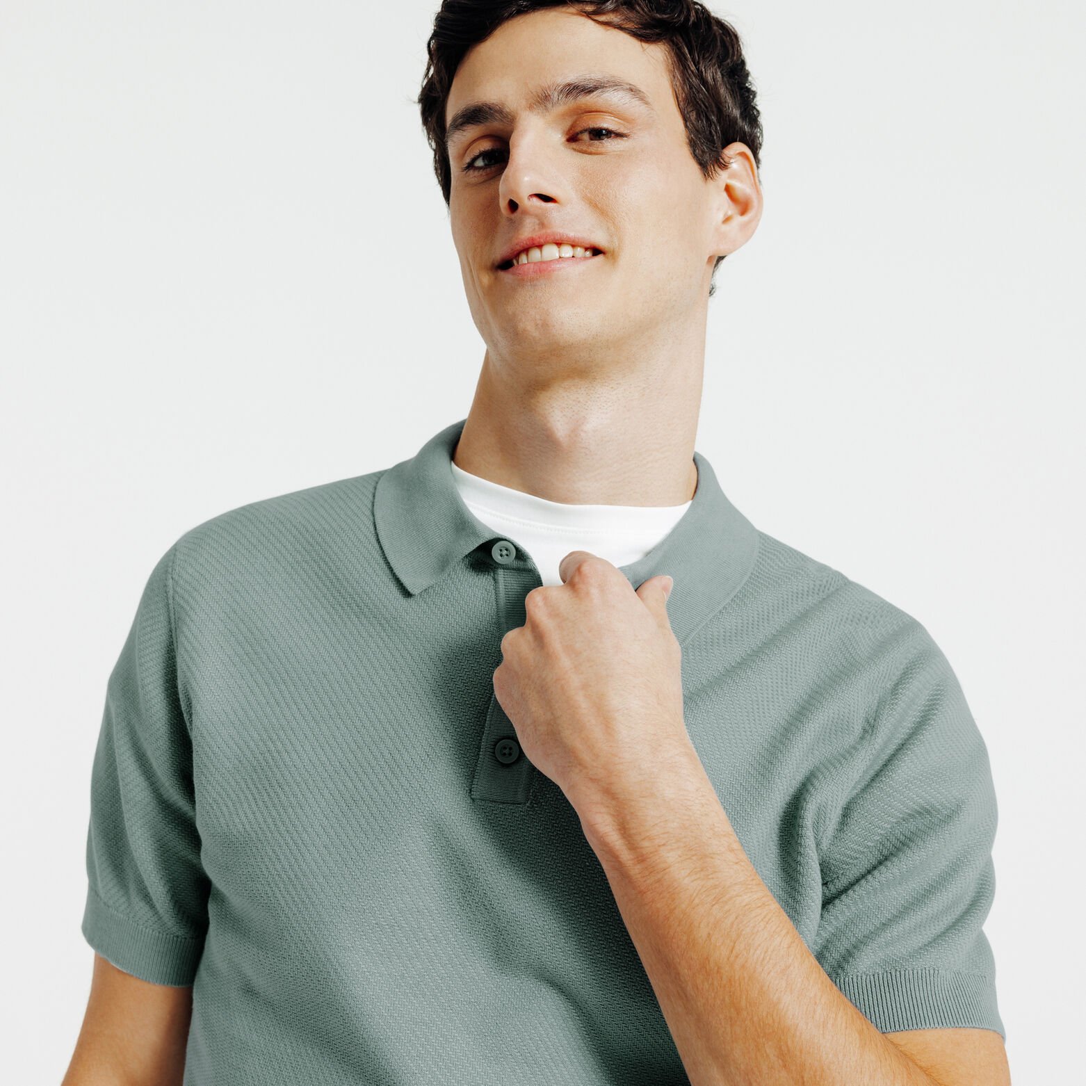 Polo en maille col boutonn&eacute; jeux de points