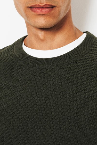 Pull col rond jeux de points fantaisie