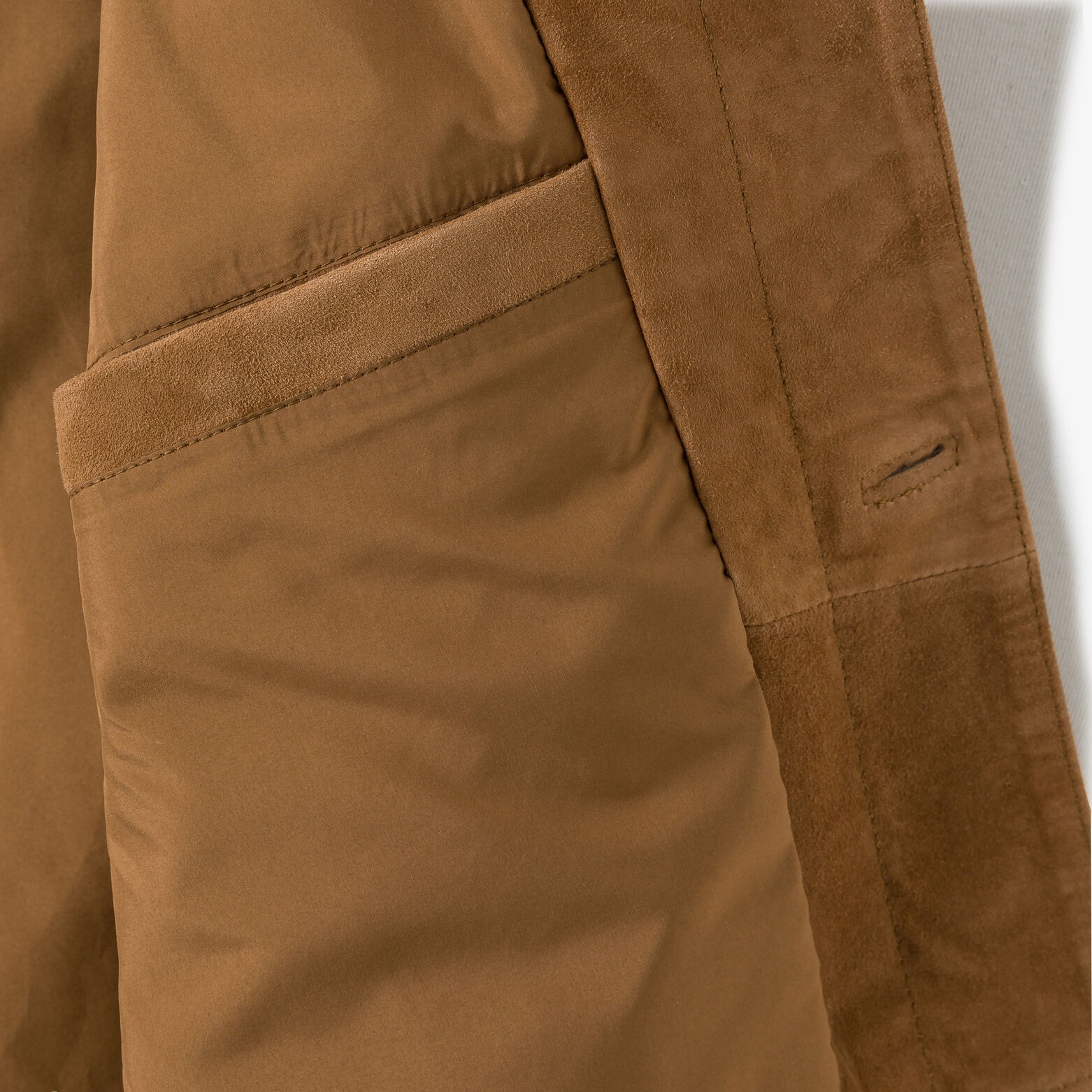 Blouson en cuir boutonn&eacute;