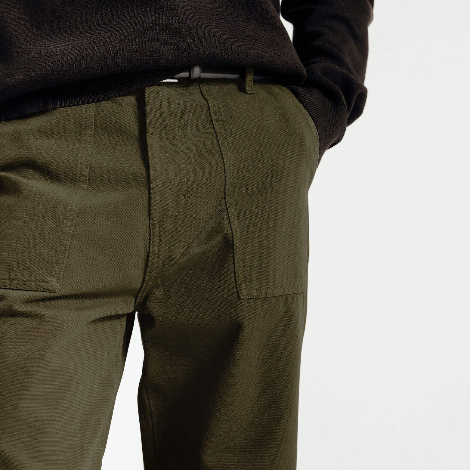 Pantalon baggy d&eacute;tail charpentier