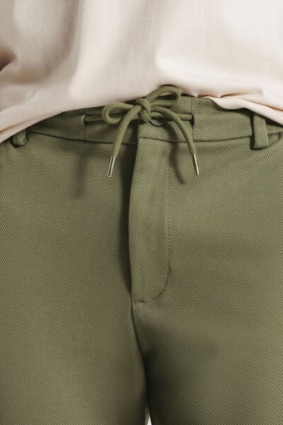 Pantalon chino tapered maille