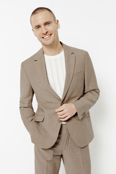 Veste de costume contenant du lin