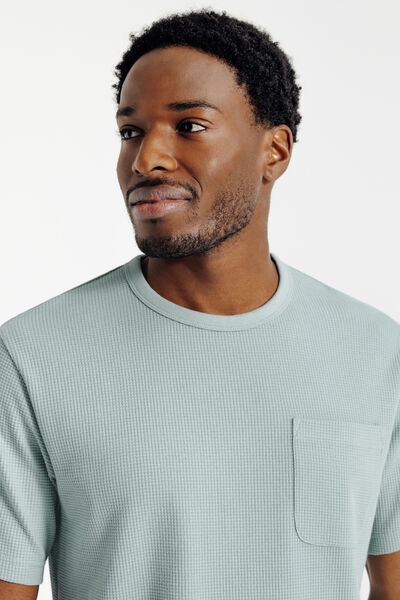 Tee shirt mati&egrave;re gaufr&eacute;e