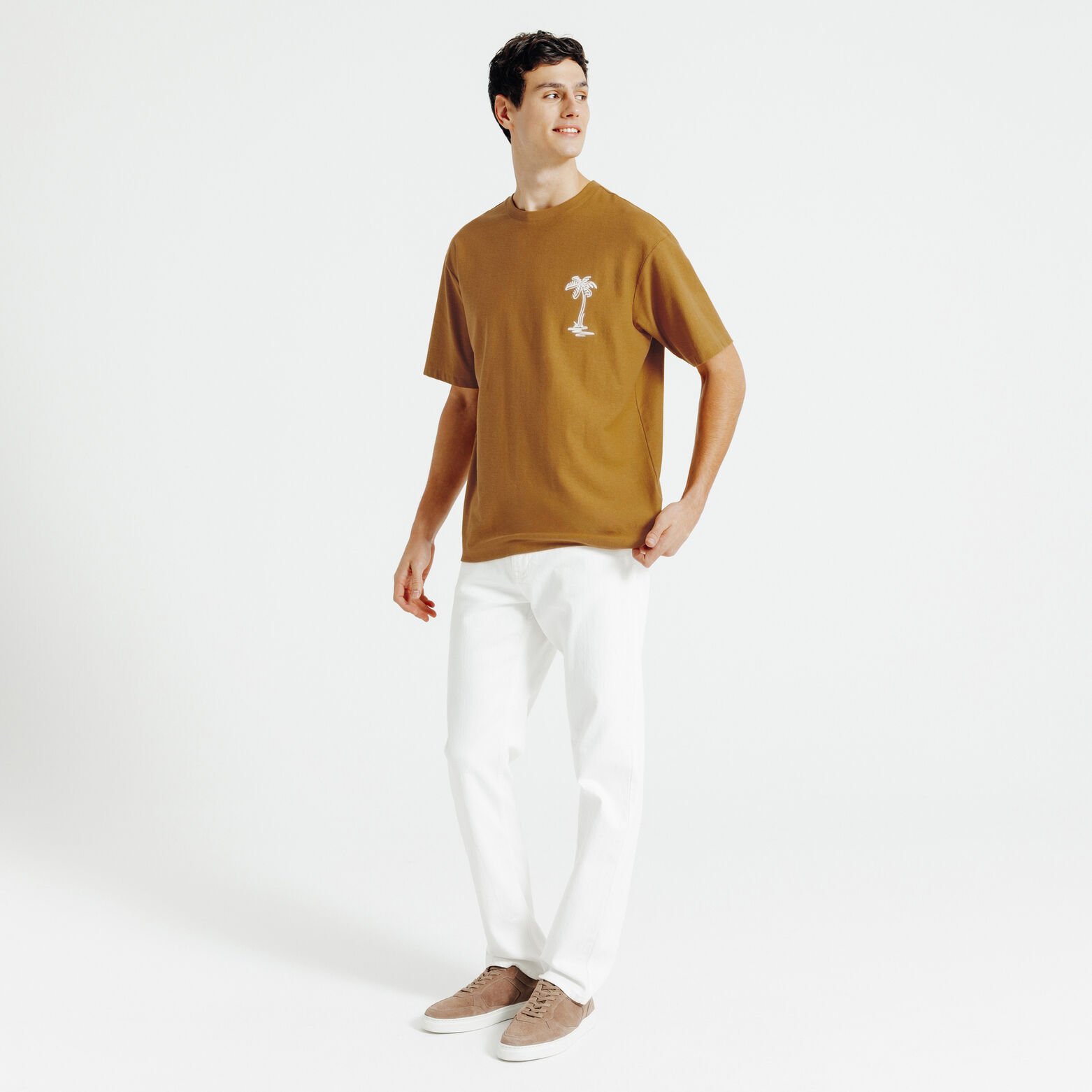 Tee shirt mati&egrave;re fantaisie broderie palmier