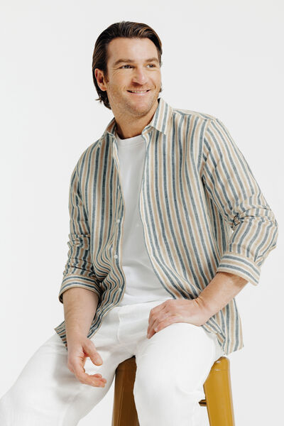 Chemise en lin ray&eacute;e