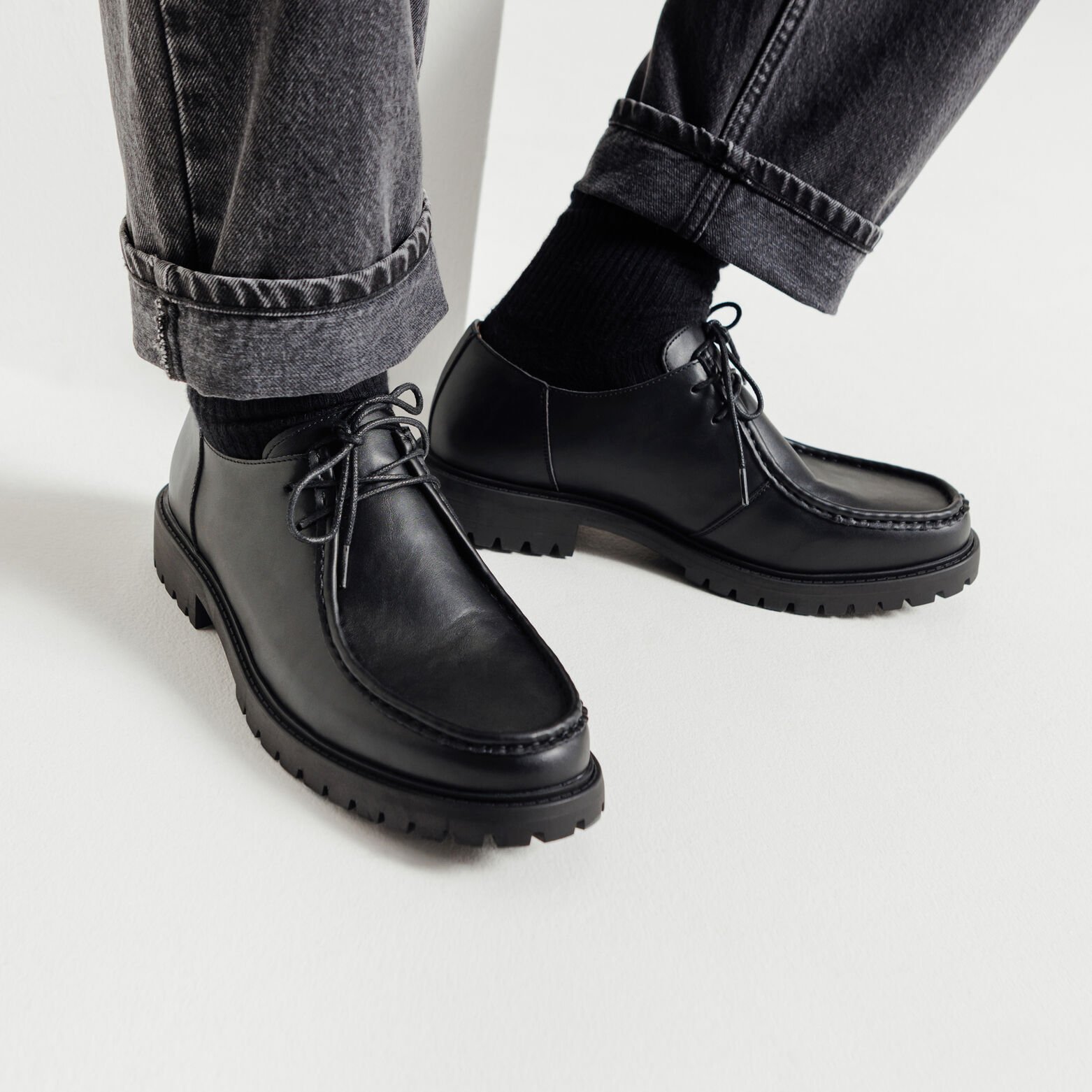 Derbies &agrave; lacets &agrave; semelle crant&eacute;e