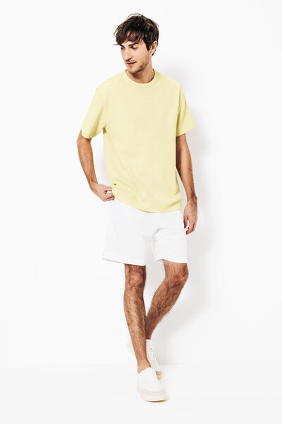 Tee shirt mati&egrave;re gaufr&eacute;e