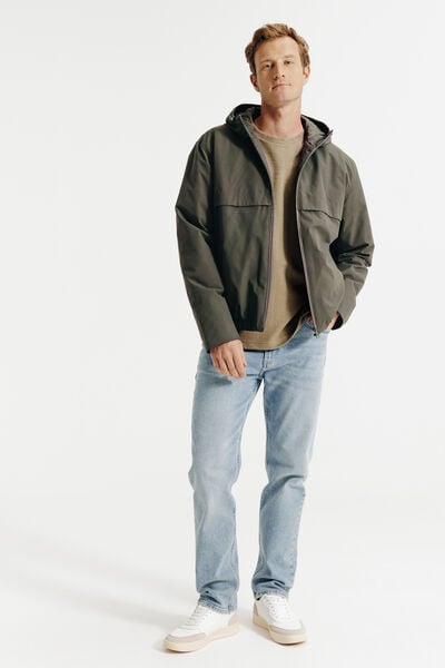 Blouson &agrave; capuche