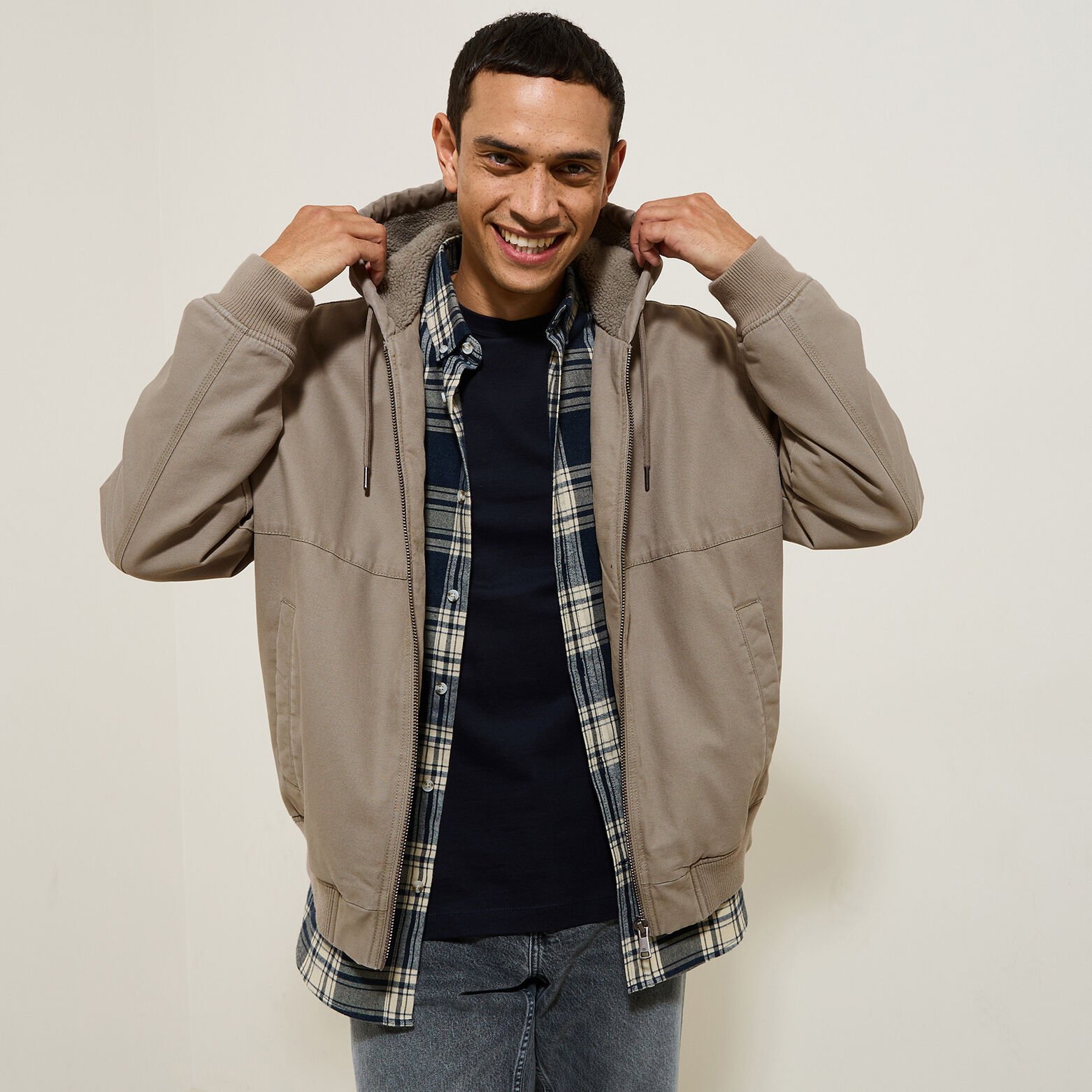 Blouson &agrave; capuche en coton