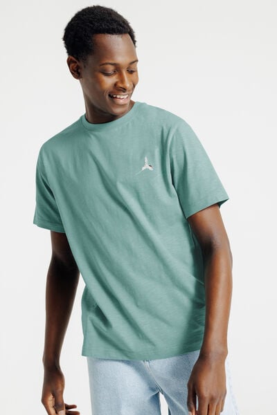 Tee shirt mati&egrave;re flamm&eacute;e broderie poitrine