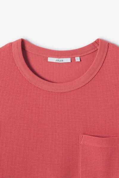 Tee shirt mati&egrave;re gaufr&eacute;e