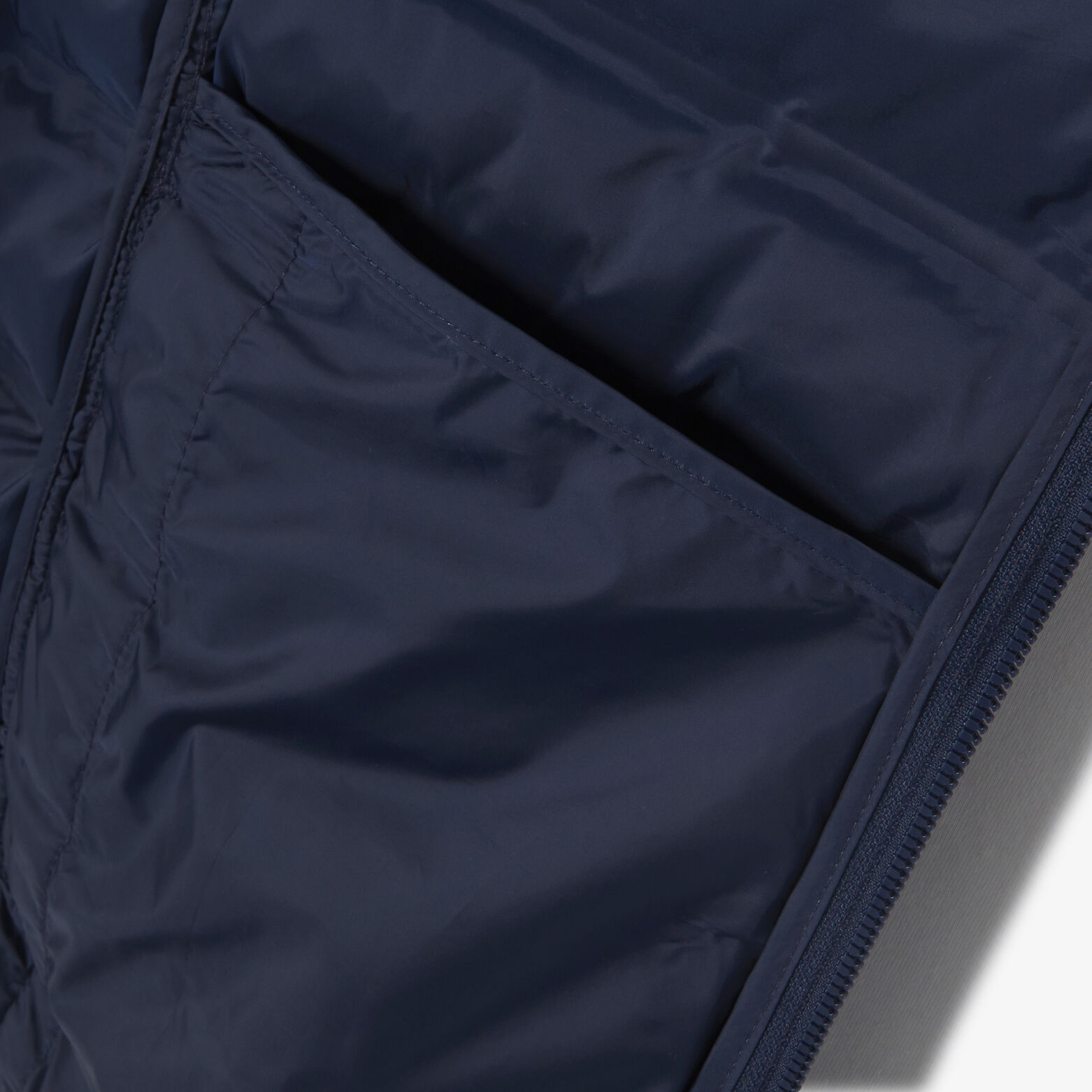 Doudoune l&eacute;g&egrave;re sans manche