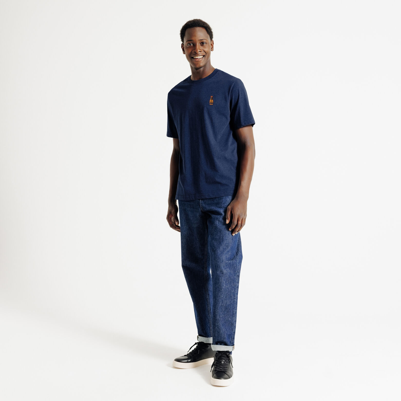 Geborduurd t-shirt ronde hals in gem&ecirc;leerde stof