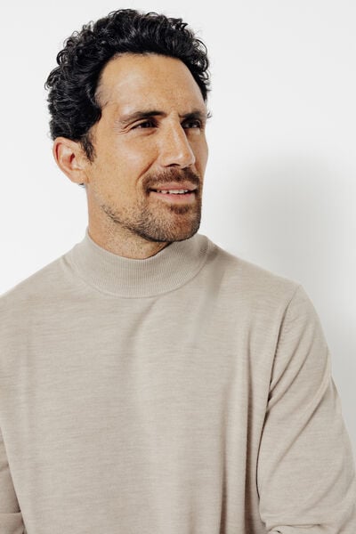 Pull col chemin&eacute;e m&eacute;rinos